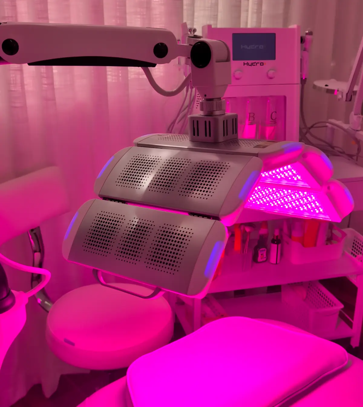 Advanced LED therapy lamp - Korean beauty clinic Brisbane